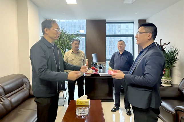 新春慰問系列之——佳節(jié)送溫情 關(guān)愛暖人心