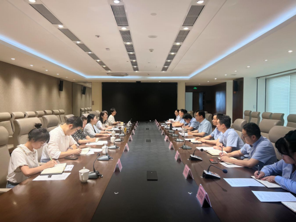 溫浩一行蒞臨國旅公司調(diào)研指導(dǎo)